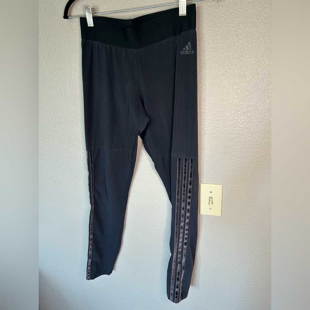 Adidas Women's Black Leggings Workout Pants Ankle Athletic Athleisure Sz M